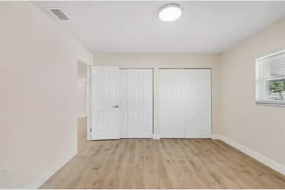 6003 Tampa Shores Boulevard, Tampa, FL 33615 - Photo 7