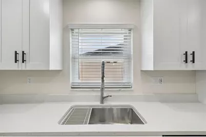 6003 Tampa Shores Boulevard, Tampa, FL 33615 - Photo 33