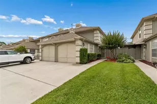 14040 Trouville Dr, Tampa, FL 33624 - Photo 3