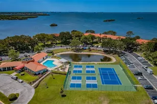 1814 Mariner Dr, Tarpon Springs, FL 34689 - Photo 23