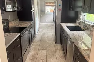 1701 53rd St S, Gulfport, FL 33707 - Photo 3