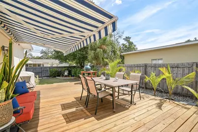 3801 Locust Street NE, Saint Petersburg, FL 33703 - Photo 3