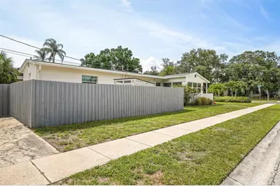 3801 Locust Street NE, Saint Petersburg, FL 33703 - Photo 15