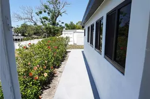 5812 Liverpool Dr, Tampa, FL 33615 - Photo 13
