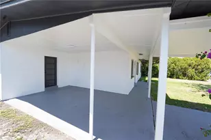 5812 Liverpool Dr, Tampa, FL 33615 - Photo 9