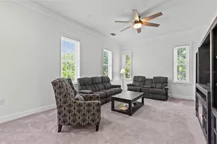480 Gilman Pl N, Saint Petersburg, FL 33716 - Photo 47