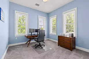 480 Gilman Pl N, Saint Petersburg, FL 33716 - Photo 49