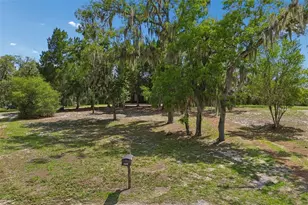 9400 Indale Dr, New Port Richey, FL 34654 - Photo 67