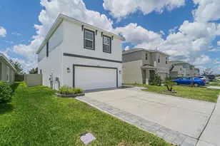 31448 Penny Surf Loop, Wesley Chapel, FL 33545 - Photo 3