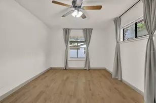 1978 Dix St, Largo, FL 33774 - Photo 23