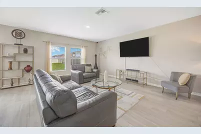 7571 Freesia Trace, Wesley Chapel, FL 33545 - Photo 13