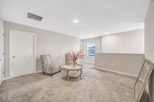 7571 Freesia Trce, Wesley Chapel, FL 33545 - Photo 17