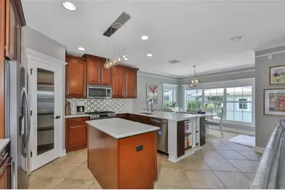 16012 Loneoak View Drive, Lithia, FL 33547 - Photo 11