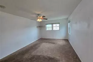 5980 Terrace Park Dr N, Saint Petersburg, FL 33709 - Photo 29