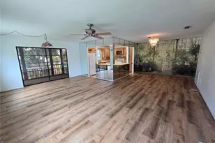 5980 Terrace Park Dr N, Saint Petersburg, FL 33709 - Photo 7