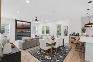 1727 Maryland Ave NE, Saint Petersburg, FL 33703 - Photo 3