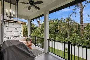 1727 Maryland Ave NE, Saint Petersburg, FL 33703 - Photo 15
