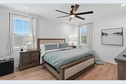 1727 Maryland Avenue NE, Saint Petersburg, FL 33703 - Photo 19