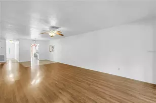 93 Boca Ciega Point Blvd N, Saint Petersburg, FL 33708 - Photo 5