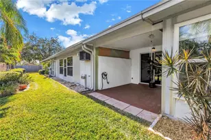 93 Boca Ciega Point Blvd N, Saint Petersburg, FL 33708 - Photo 27