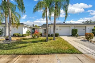 93 Boca Ciega Point Blvd N, Saint Petersburg, FL 33708 - Photo 3
