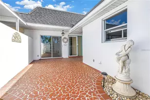 93 Boca Ciega Point Blvd N, Saint Petersburg, FL 33708 - Photo 9