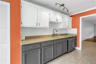 93 Boca Ciega Point Blvd N, Saint Petersburg, FL 33708 - Photo 29