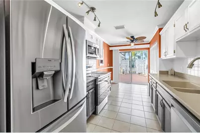 93 Boca Ciega Point Boulevard N #93, Saint Petersburg, FL 33708 - Photo 25