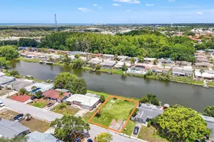 7211 Ashwood Dr, Port Richey, FL 34668 - Photo 1