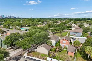 3801 Machado St, Tampa, FL 33610 - Photo 87