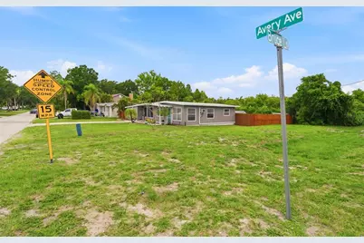100 Avery Avenue, Crystal Beach, FL 34681 - Photo 33