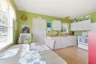 100 Avery Ave, Crystal Beach, FL 34681 - Photo 13