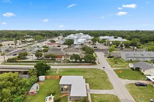 100 Avery Ave, Crystal Beach, FL 34681 - Photo 35