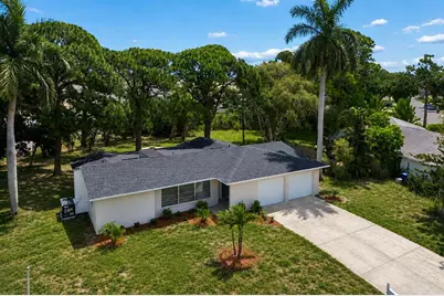 6116 7th Avenue Drive W, Bradenton, FL 34209 - Photo 1
