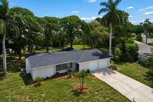 6116 7th Ave Dr W, Bradenton, FL 34209 - Photo 1
