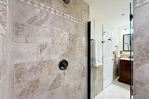 5308 Bay Club Cir, Tampa, FL 33607 - Photo 35