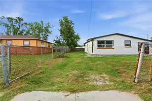 7924 Dahlia Ave, Tampa, FL 33619 - Photo 31