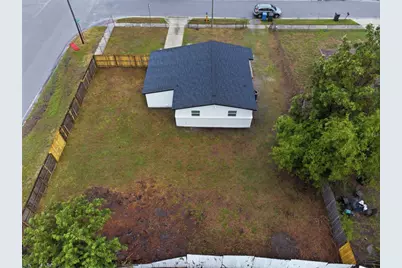 7924 Dahlia Avenue, Tampa, FL 33619 - Photo 3