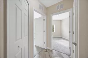 1231 Godavari Wy, Wesley Chapel, FL 33543 - Photo 17