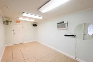 3104 W North A St, Tampa, FL 33609 - Photo 9