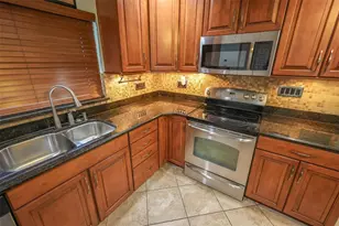 3104 W North A St, Tampa, FL 33609 - Photo 3