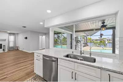 831 Chipaway Drive, Apollo Beach, FL 33572 - Photo 9