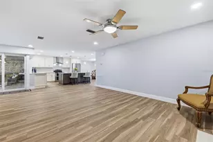 831 Chipaway Dr, Apollo Beach, FL 33572 - Photo 21