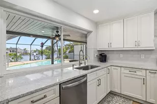 831 Chipaway Dr, Apollo Beach, FL 33572 - Photo 9