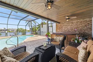 831 Chipaway Dr, Apollo Beach, FL 33572 - Photo 5