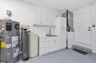 831 Chipaway Dr, Apollo Beach, FL 33572 - Photo 39