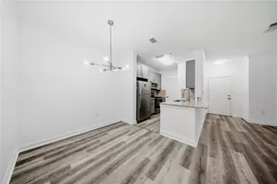 18477 Bridle Club Dr, Tampa, FL 33647 - Photo 17
