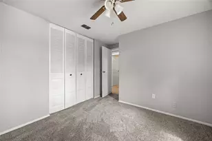 627 Timber Bay Cir W, Oldsmar, FL 34677 - Photo 19