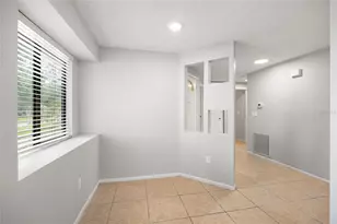 627 Timber Bay Cir W, Oldsmar, FL 34677 - Photo 27