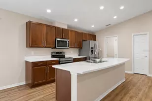 2014 Danes Ct, Lakeland, FL 33810 - Photo 11